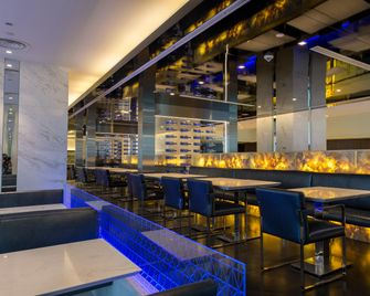Intercontinental Hotels Luanda Miramar By IHG - Luanda - Bar