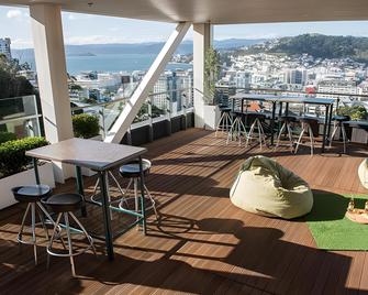 Te Puni Village - Wellington - Balcón