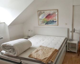 Homerez - House Brantôme with pool - Нонтрон - Спальня