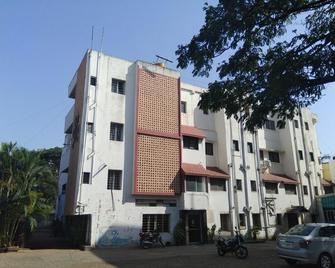 Hotel Sonali - Ichalkaranji - Building