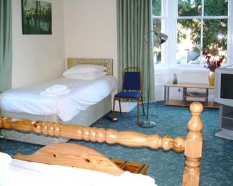 Milton Spean Bridge Hotel - Spean Bridge - Bedroom