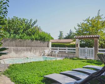 Awesome Home In Tulette With Wifi - Tulette - Pool