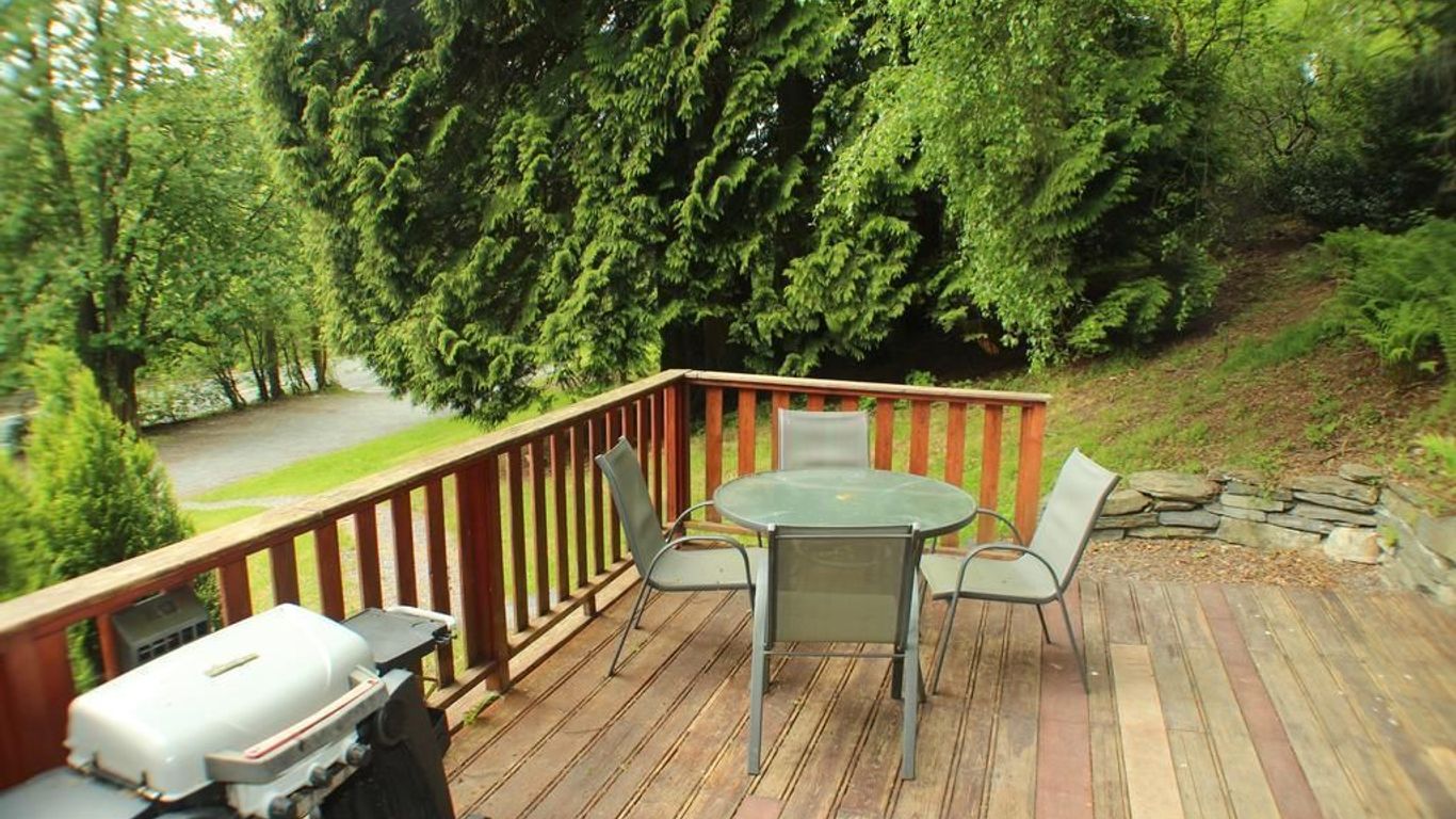 Lledr House Hostel near two Zip World sites