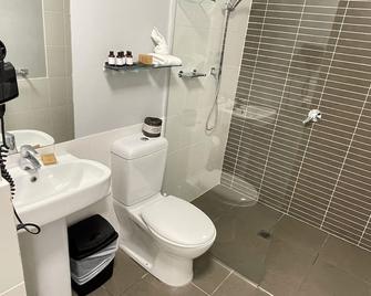 Deluxe One Bedroom Apartment - Newcastle