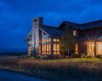 Bunchberry Court Luxury Home at Tributary in Driggs, Idaho with Amazing Views - Driggs - Building