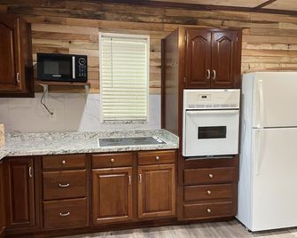 Cabin Hatfield Mccoy Ivy Branch - Danville - Kitchen