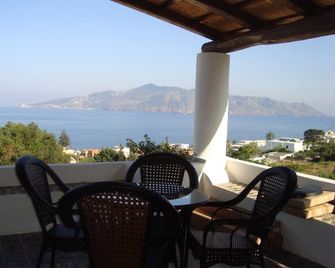Hotel Da Franco Relax and Pool - Santa Marina Salina - Balkon