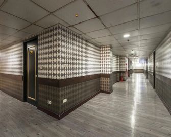 Lotus Yuan Business Hotel - Taoyuan City - Pasillo