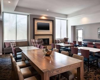 Pleasant Stay, Convenient Location! Full Kitchen, Outdoor Pool, Free Breakfast - Tempe - Ravintola