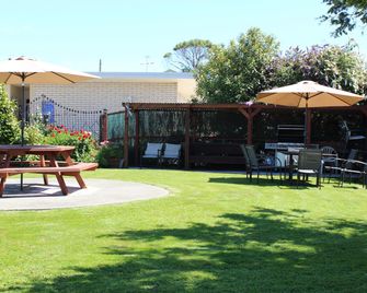 Asure Evergreen Motel - Invercargill - Patio