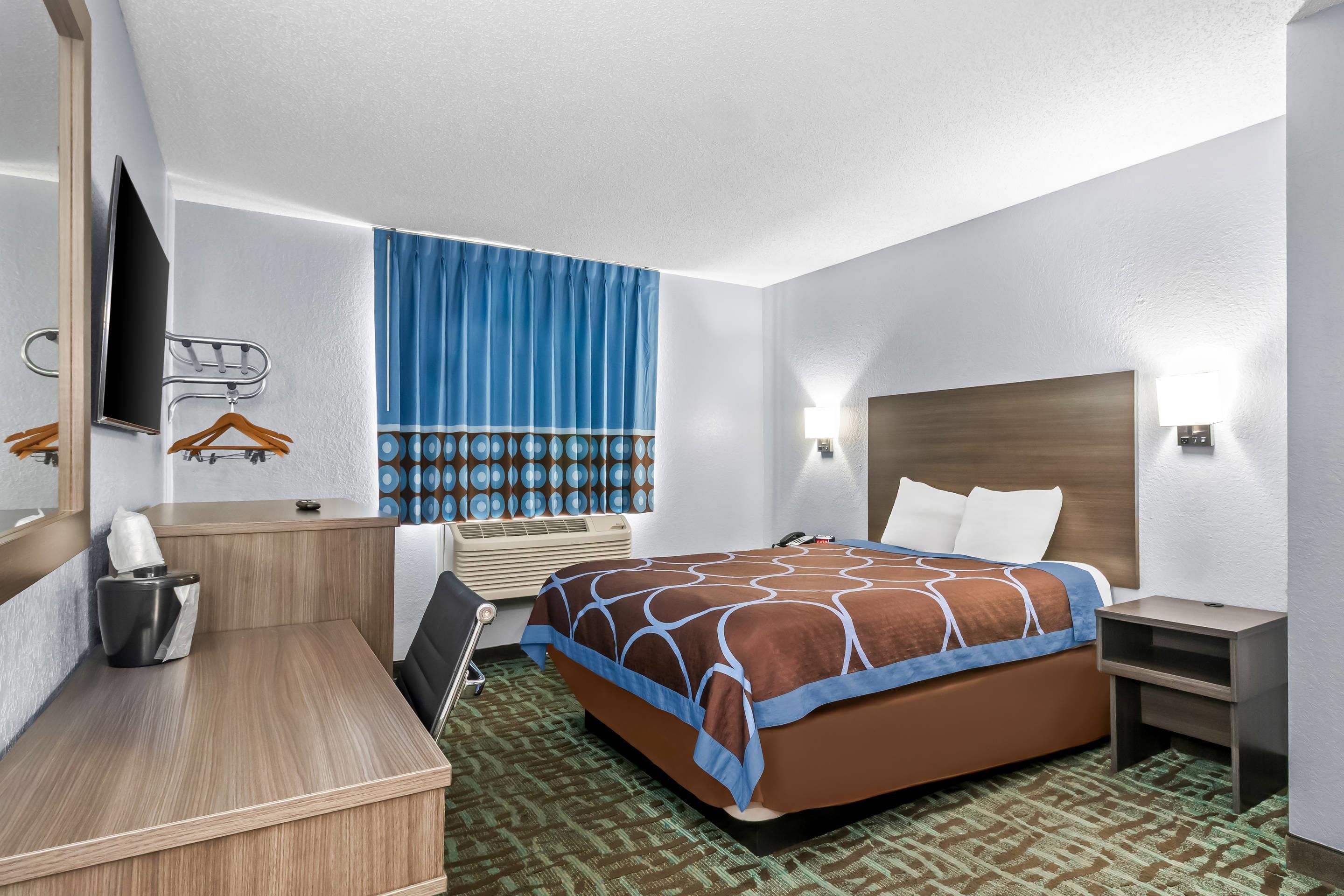 Rodeway Inn Delmont