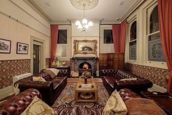 The Old Bank Boutique Hotel