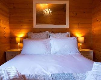 tranquil log cabin - Shepton Mallet - Bedroom