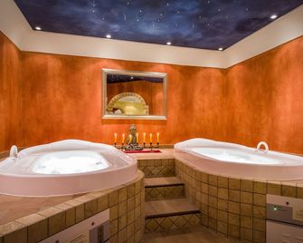 Hotel und Landgasthof Altwirt - Holzkirchen - Wellness