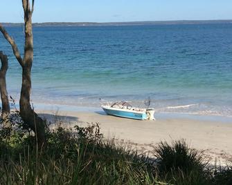 Jervis Shores - Huskisson - Beach