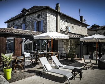 Hostellerie Les Griffons - Bourdeilles