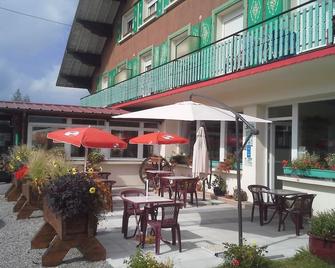 appart 2 rooms 2 people equipped and comfortable - Girmont-Val-d'Ajol - Patio