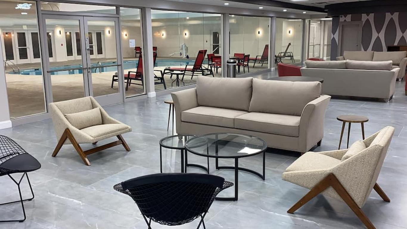 Ramada by Wyndham Windsor Locks
