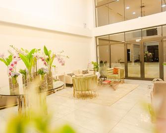 Accra Luxury Apartments @ The Signature - Accra - Lobby