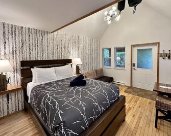 West Coast Cabin - Ucluelet - Ložnice