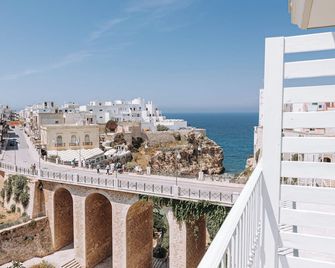Lamare cucina e dimore - Polignano a Mare - Balcone