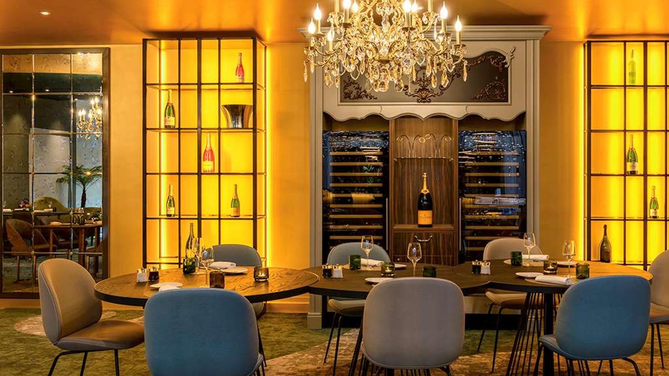 Hôtel Le Louis Versailles Château - MGallery