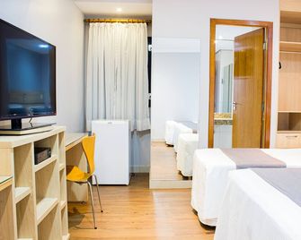 Imperial Plaza Hotel - Taguatinga - Schlafzimmer