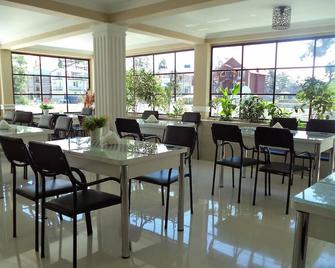 Live Inn Ureki - Ureki - Restaurante