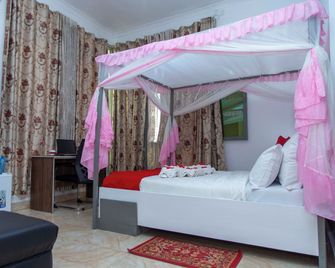 The city Block Apartment - Buyumbura