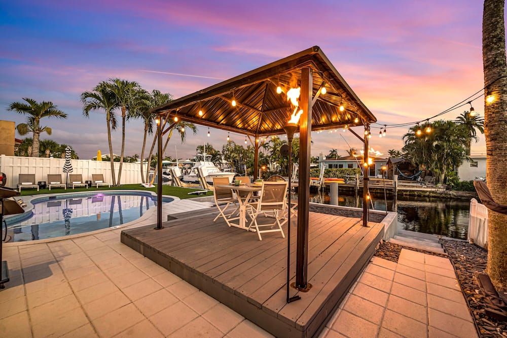 Waterfront Bungalow Heated Pool Pineapple Key - פורט לודרדייל - בריכה