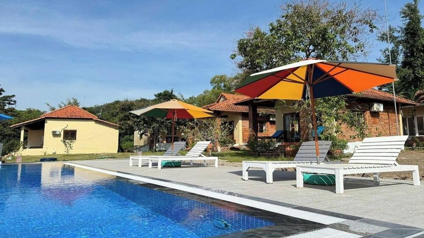Vung Bau Resort