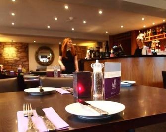 Inchture Hotel - Dundee - Bar
