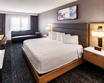 Prairie Meadows Casino Racetrack and Hotel - Altoona
