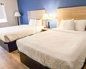 Park Inn by Radisson Ames - Ames - Κρεβατοκάμαρα