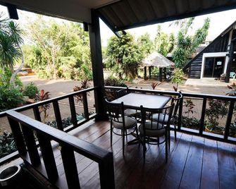 Baan Chai Dan - ทองผาภูมิ - ระเบียง