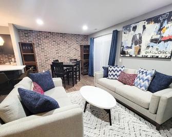 Fully Renovated, Modern unit awaits you! 2nd floor - Council Bluffs - Living room