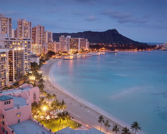 Lovely Hawaiian Monarch Studio - Honolulu - Strand