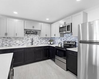 Family 3br Getaway Orlando Fun & Attractions - Lake Mary - Kitchen