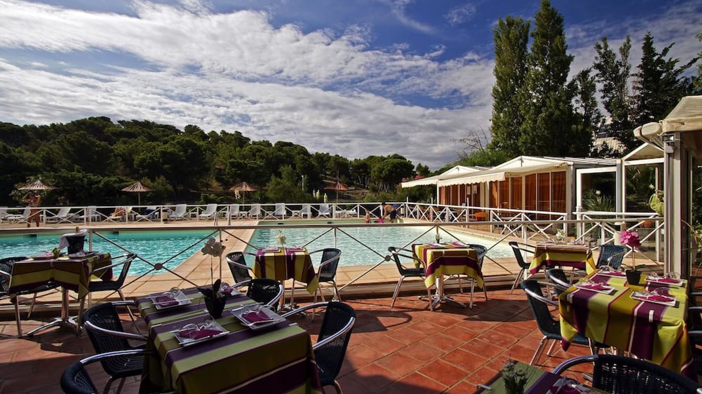 Hotel Le Phoebus Garden & Spa