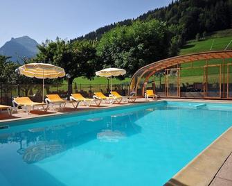 Hôtel Champs Fleuris Morzine - Morzine