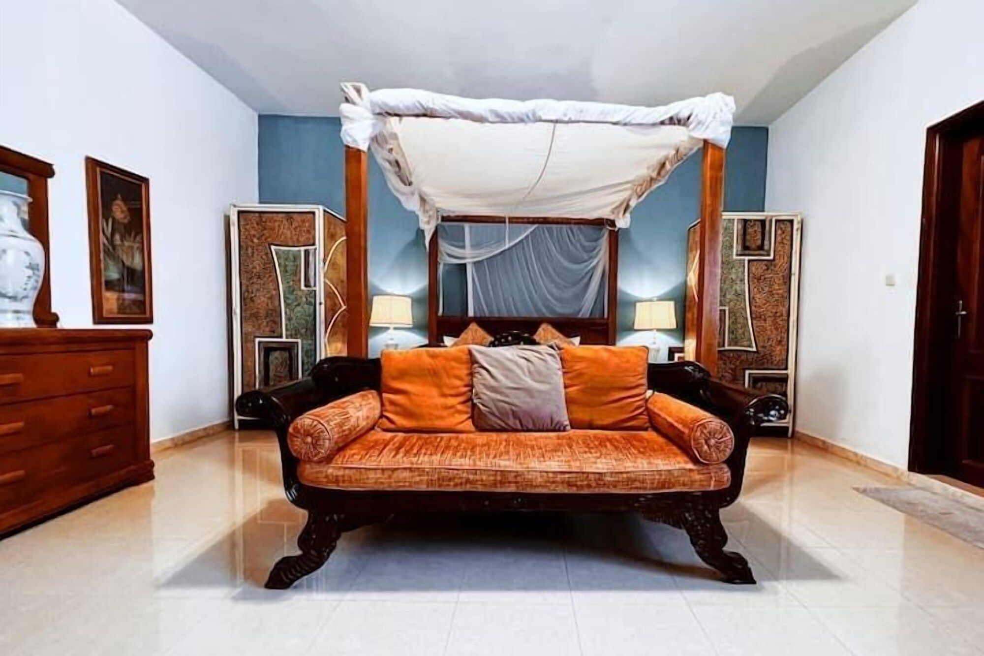 Loman Art - Dakar