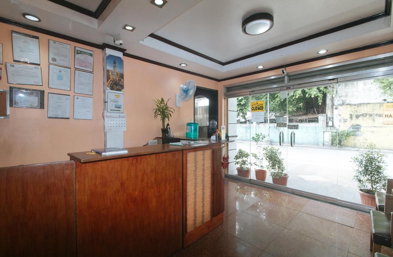 J and T Jamich Suites by RedDoorz thumbnail 2