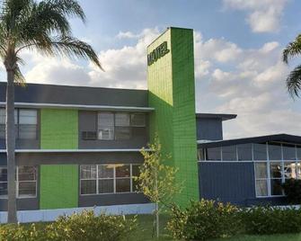 Travel Inn Fort Pierce - Fort Pierce - Building