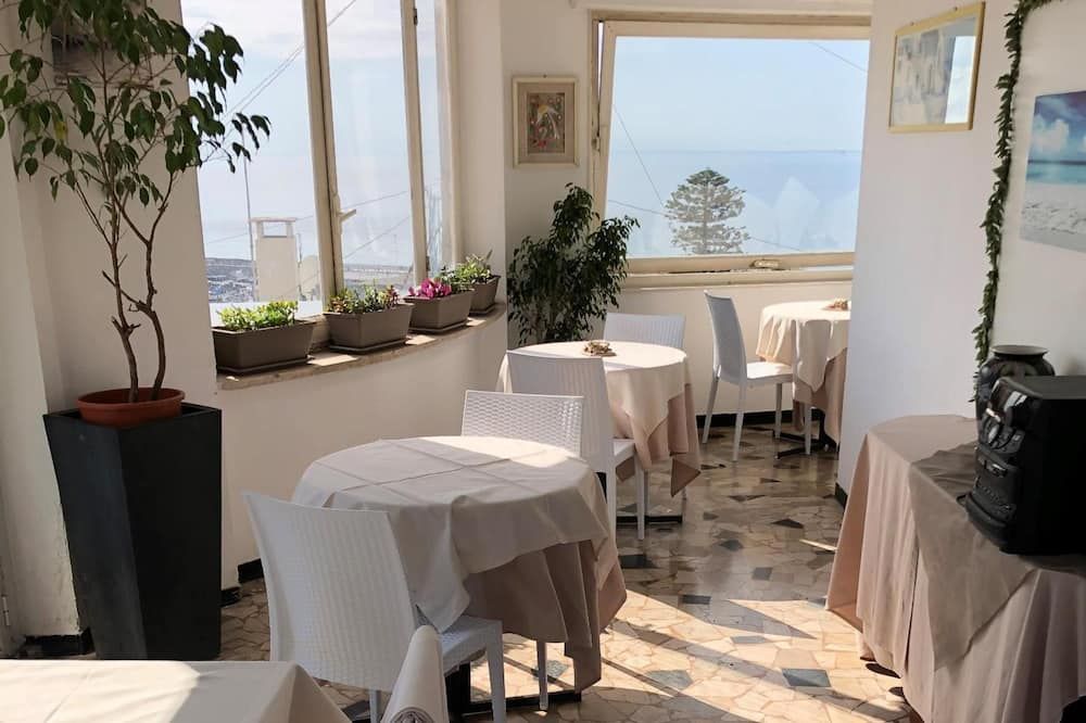 هوتل بلفيدير - San Remo - مطعم