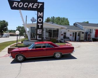 Rocket Motel - Custer