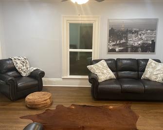 Downtown apartment - Woodland - Living room
