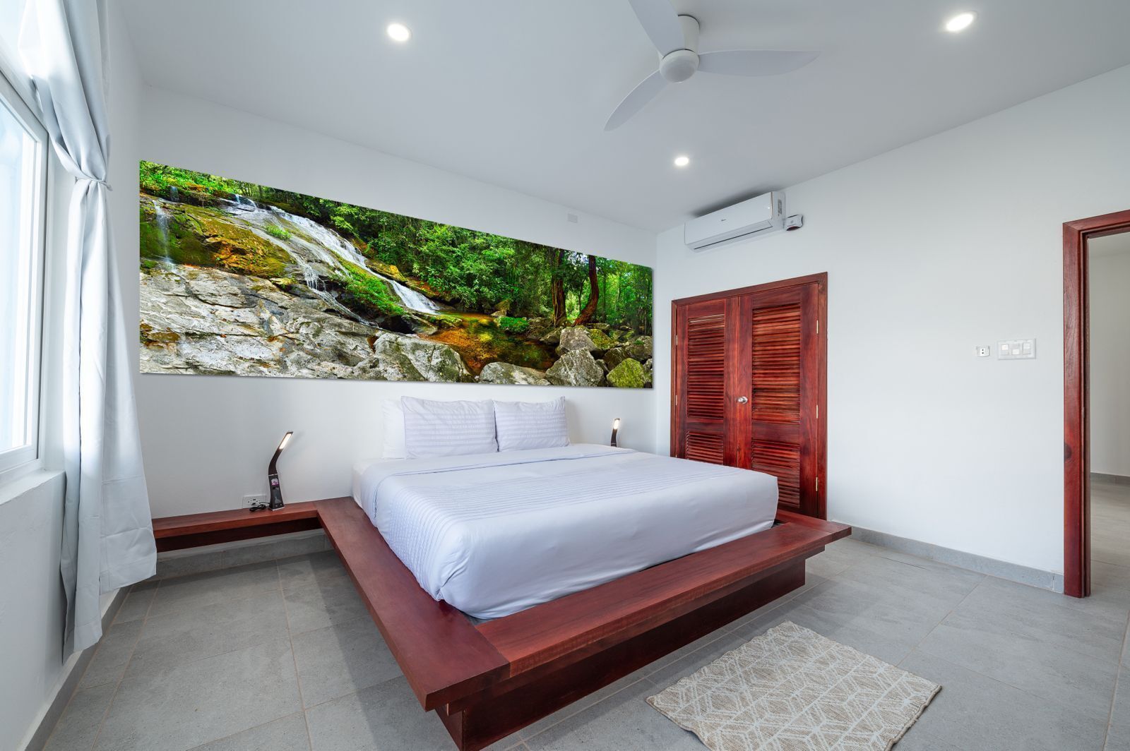 Parrot Cove Lodge - Hopkins