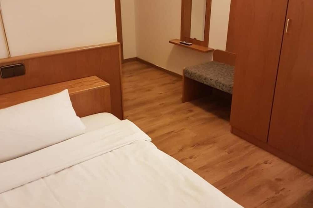 Hotel Lamm - Pforzheim - Schlafzimmer
