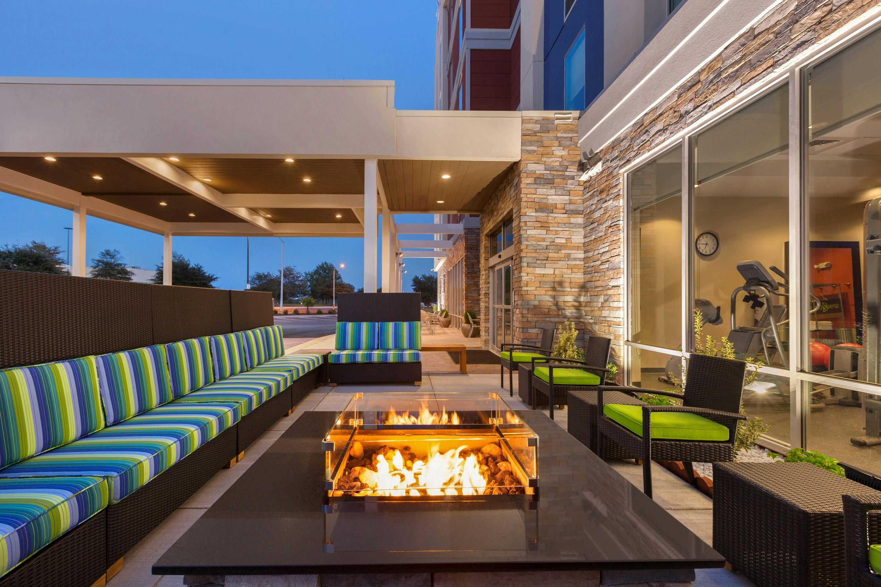 Home2 Suites by Hilton Florence - פלורנס - בניין