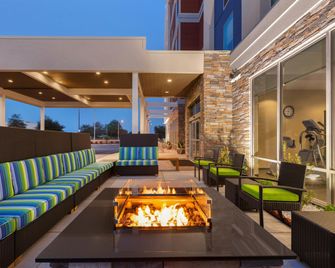 Home2 Suites by Hilton Florence - Floransa - Bina